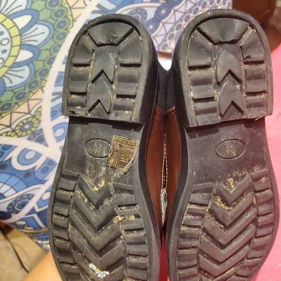 Girls boots - Picture 2 of 3